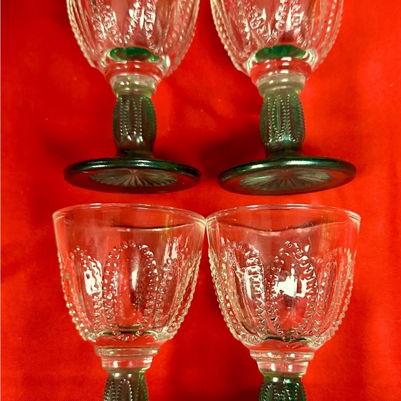 FOSTORIA/ Avon Cordial Glasses X 4 - Picture 2 of 5